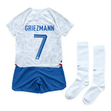 France Away Stadium Kit 2022 - Little Kids - Antoine Griezmann 7 - Kit Captain